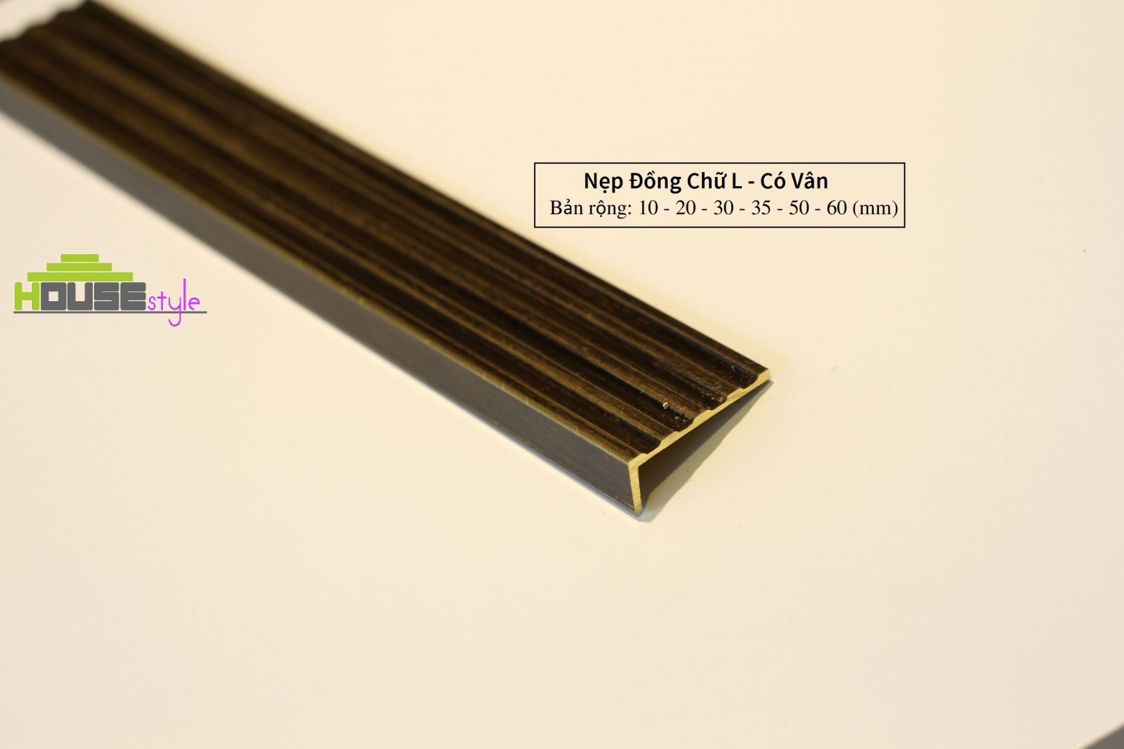 nẹp-đồng-có-vân